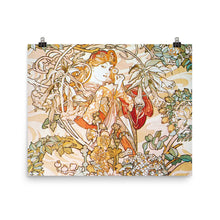 Load image into Gallery viewer, Alphonse Mucha - Geisha White
